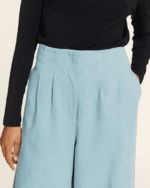 PEPALOVES <BR><BR>CALÇA COM PINÇAS - AZUL CLARO - Image 2