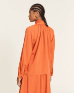 PEPALOVES <BR><BR>CAMISA LARANJA COM BOTÕES CORAÇÃO - Image 2