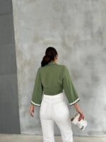 BLUSA DETALHE BORDADO CAQUI ELLA BY TAM - Image 2