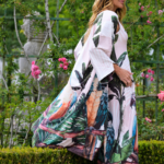 KIMONO LYCRA FUNDO BRANCO TROPICAL BRASIL - TAM U