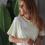 BLUSA AMARELO MANTEIGA COM GOLA BABETE BRANCA - MARIA CATITA - TAM U