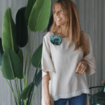 BLUSA BEGE C/FLOR AMOVIVEL MARIA CATITA - TAM U