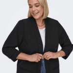 CARMAKOMA <BR><BR> BLAZER CARELLY 3/4 - BLACK