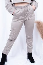 CALÇA CÓS SUBIDO COM CONTRASTE CINZA CAFOFO