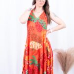 VESTIDO FOLHAS COLORIDAS FUNDO LARANJA TROPICAL BRASIL - TAM U
