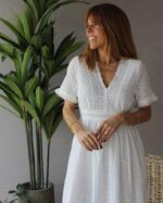 VESTIDO COMPRIDO BRANCO COM RACHA E DETALHES MARIA CATITA - TAM U - Image 2