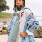 MAÏTTÈ <BR><BR>ECHARPE VERDE COM RENDA E ALFINETE