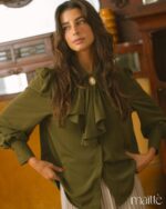 MAÏTTÈ <BR><BR> CAMISA COM JABOT AMOVÍVEL - TAM U - Image 4