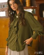 MAÏTTÈ <BR><BR> CAMISA COM JABOT AMOVÍVEL - TAM U - Image 3