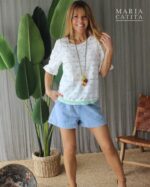 BLUSA TRABALHADA BRANCO PÉROLA COM DETALHE VERDE MARIA CATITA - TAM U - Image 2