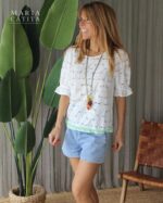 BLUSA TRABALHADA BRANCO PÉROLA COM DETALHE VERDE MARIA CATITA - TAM U - Image 3