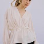 VILA <BR><BR> VISELIA V-NECK PEPLUM TOP BIRCH / ATLANTIC DEEP