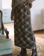 MAÏTTÈ <BR><BR> SAIA COMPRIDA XADRÊS - TAM U