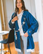 MAÏTTÈ <BR><BR> CASACO GANGA COM RENDA E DETALHES - TAM U