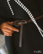 MAÏTTÈ <BR><BR> CASACO PRETO COM CINTO - TAM U - Image 5