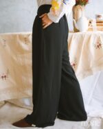 MAÏTTÈ <BR><BR> CALÇA PRETA - TAM U - Image 3