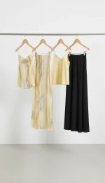 VILA <BR><BR> VIHANARA STRAP TOP BANANA - Image 2