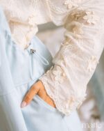 MAÏTTÈ <BR><BR>CAMISA COM FLORES BORDADAS BRANCO PÉROLA - TAM U - Image 2