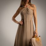 ELLA BY TAM <BR><BR>VESTIDO FRENTE CRUZADA BEGE - TAM U - Image 2