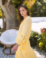MAÏTTÈ <BR><BR> CAMISA AMARELO COM CINTO  - TAM U - Image 3