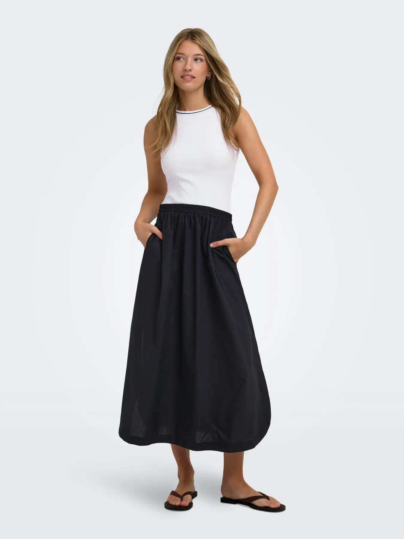 ONLZAYA LONG DRESS black and white 23 ONLY <BR><BR> ONLZAYA LONG DRESS BLACK & WHITE - Image 1