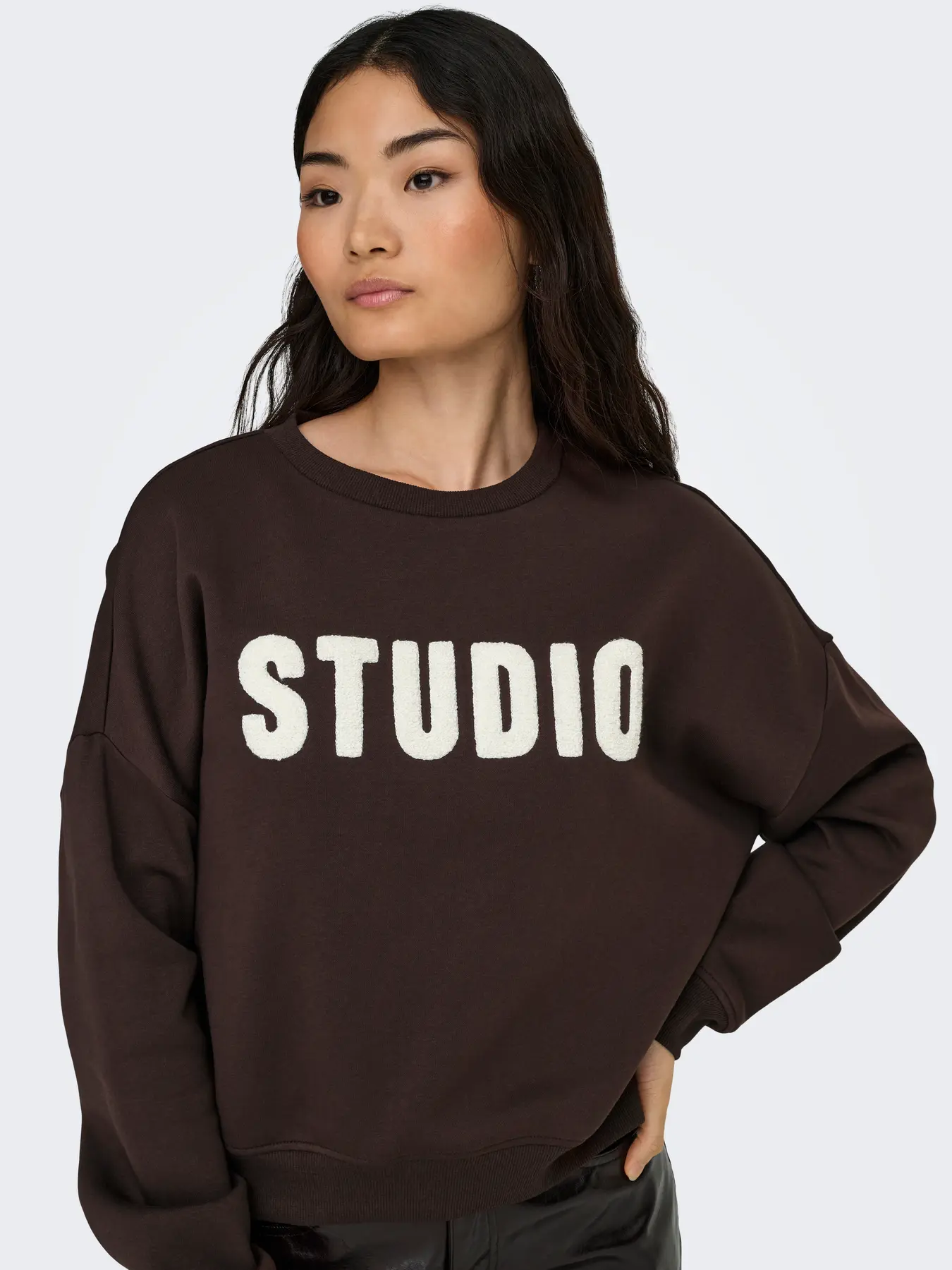 ONLSWEAT LIFE CREW COFFEE BEAN 3 ONLY <BR><BR>ONLSWEAT CREW STATE COFFEE BEAN - Image 1